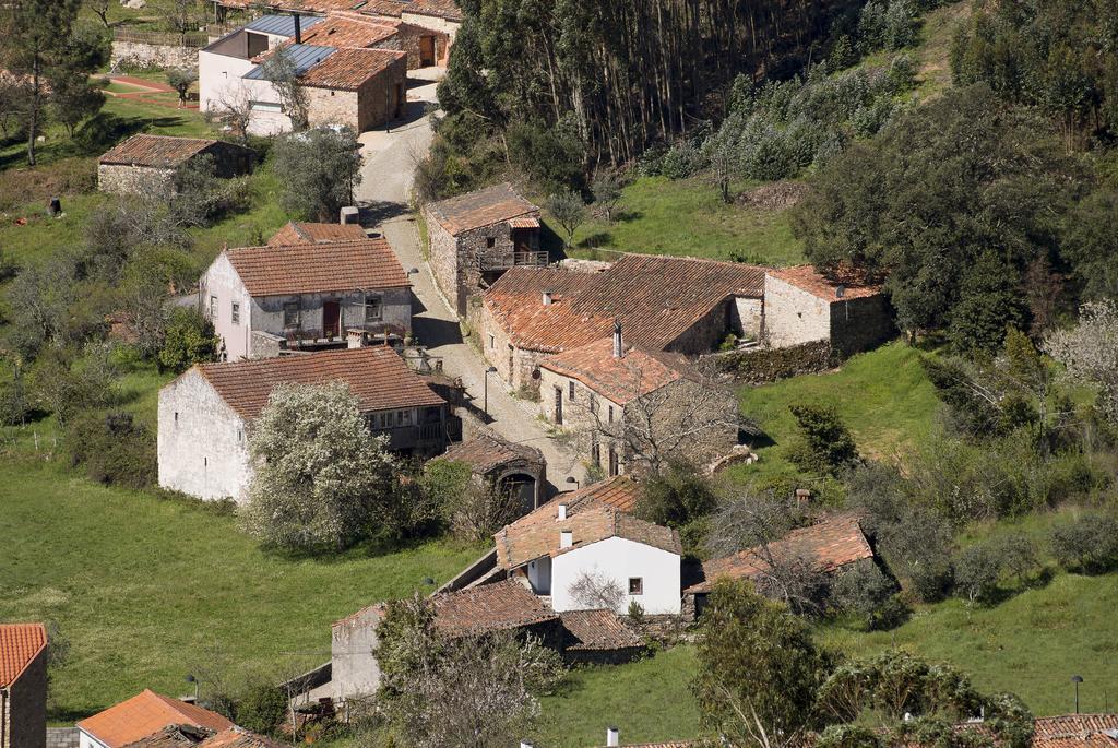 Hotel Casa Do Ze Sapateiro à Ferraria de São João Extérieur photo